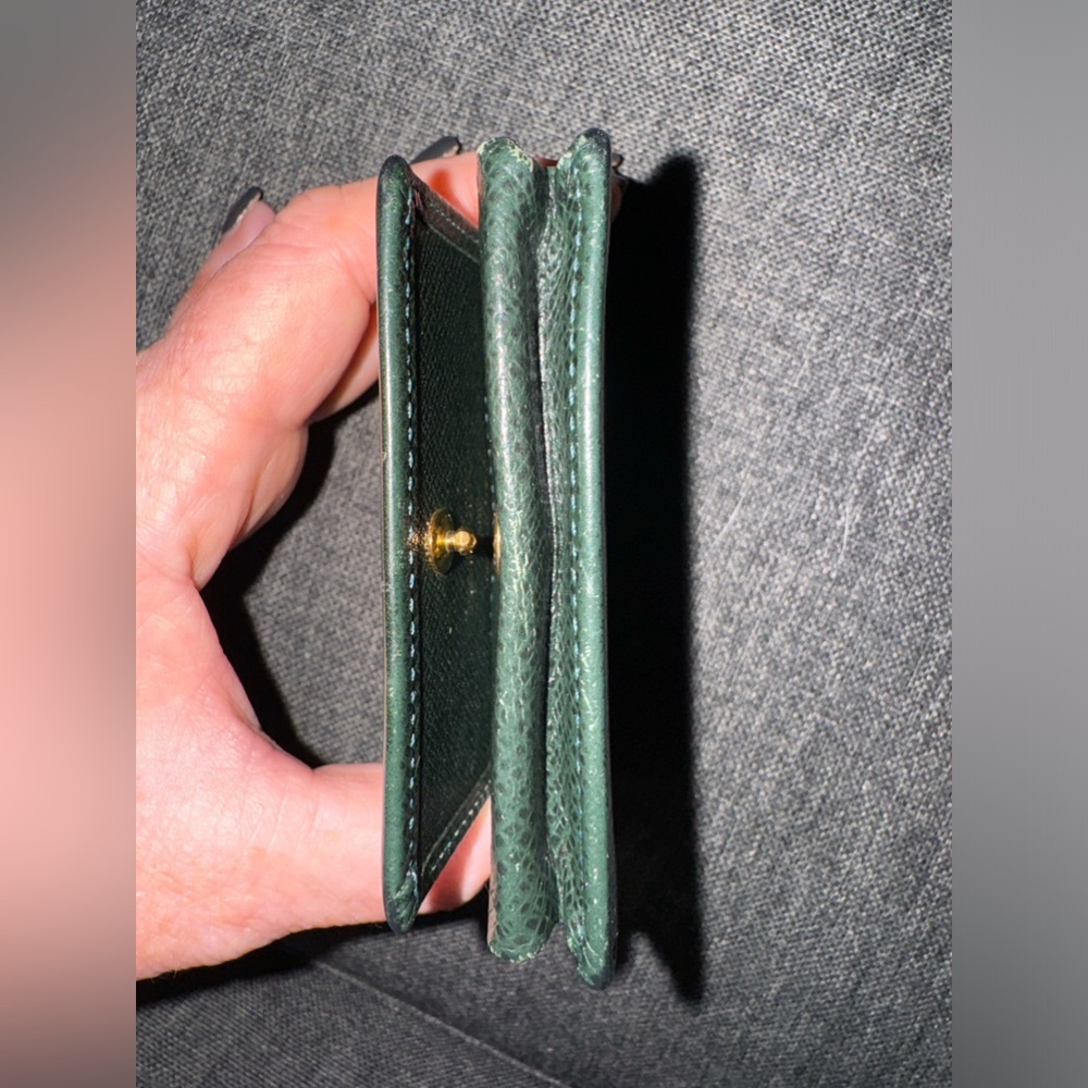 Louis Vuitton taiga leather coin/jewelry case - Picture 6 of 9